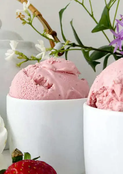 Strawberry Buttermilk Ice Cream Recipe